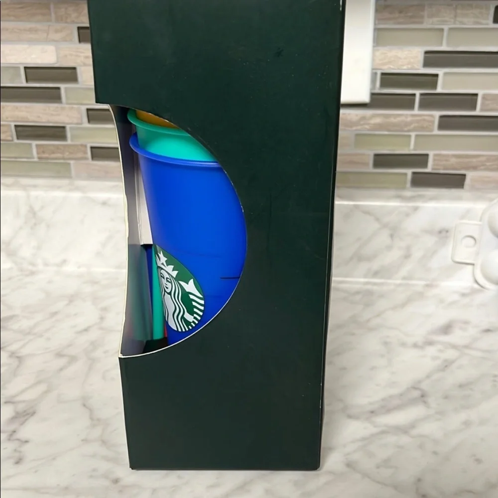 Starbucks Color Changing Reusable Cups 2020 Summer Release NWT - Picture 2 of 6